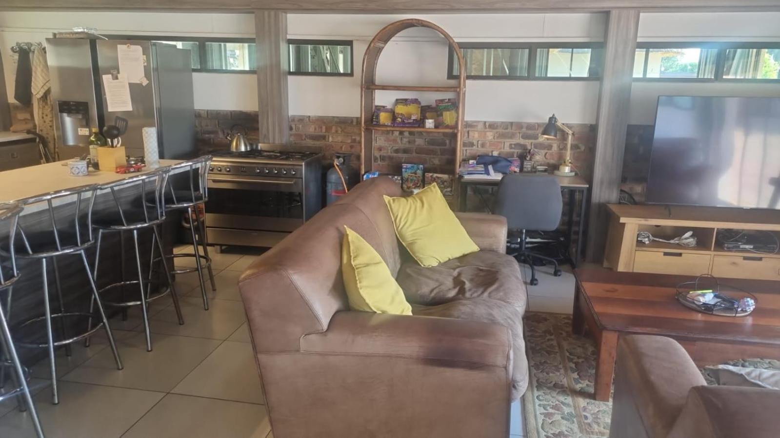 12 On Vaal Drive Guesthouse Vanderbijlpark Esterno foto